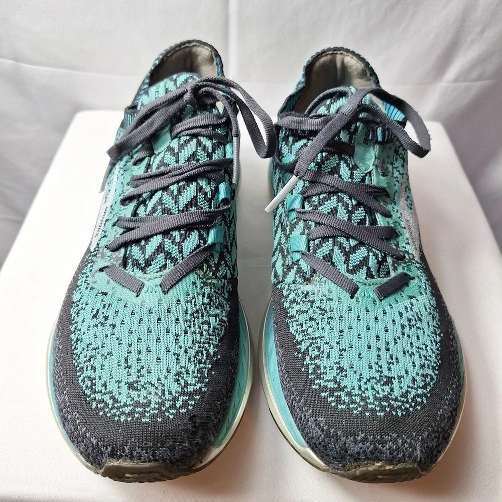 Brooks bedlam running